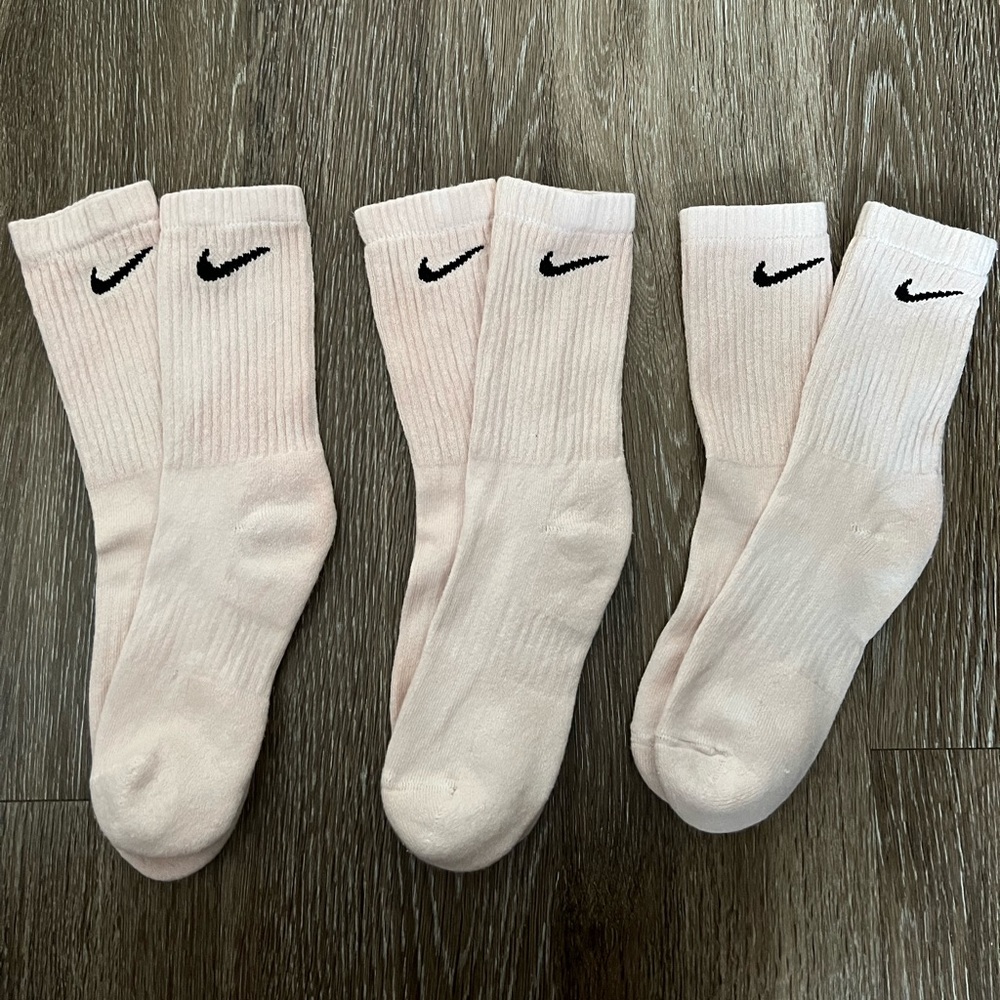 Nike Light Tan/Cream Cushion Crew Socks